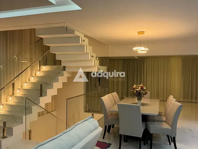 Casa com 300m² 3 quartos e 4 banheiros, à venda, no bairro Jardim Carvalho em Ponta Grossa