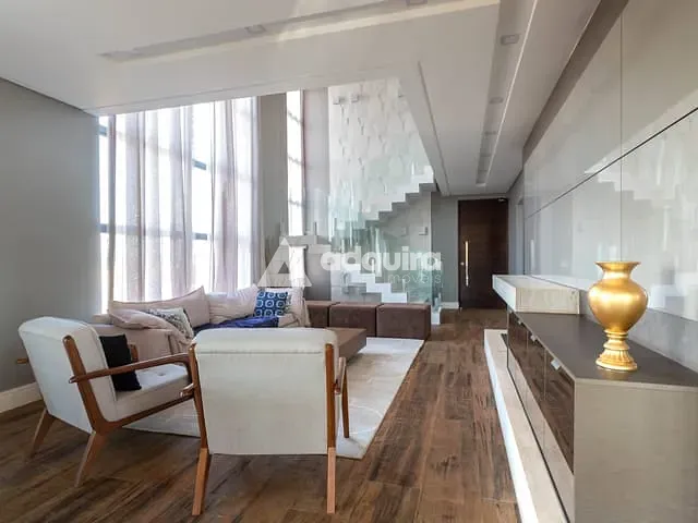 Casa com 300m² 4 quartos e 4 banheiros, à venda ou para alugar, no bairro Jardim Carvalho em Ponta Grossa