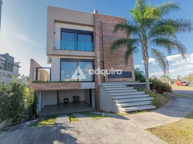 Casa com 300m² 4 quartos e 4 banheiros, à venda ou para alugar, no bairro Jardim Carvalho em Ponta Grossa