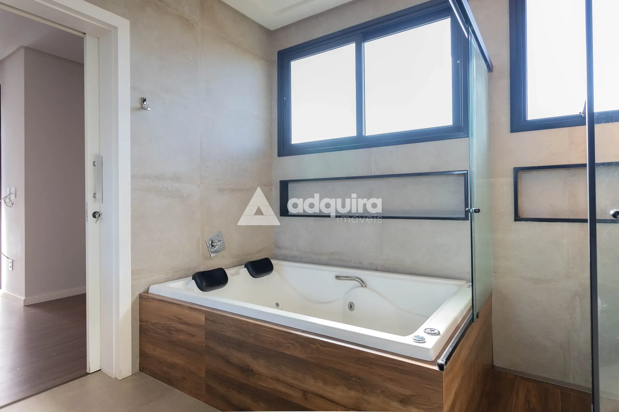 Casa, 4 quartos, 335 m² - Foto 28
