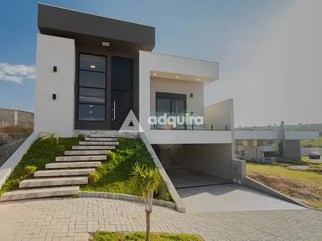 Casa com 255m² 3 quartos e 4 banheiros, à venda, no bairro Orfãs em Ponta Grossa