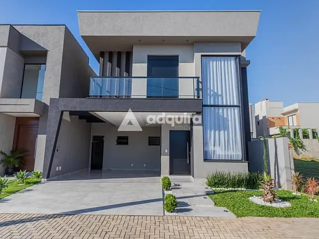 Casa com 200m² 4 quartos e 6 banheiros, à venda ou para alugar, no bairro Cará-cará em Ponta Grossa