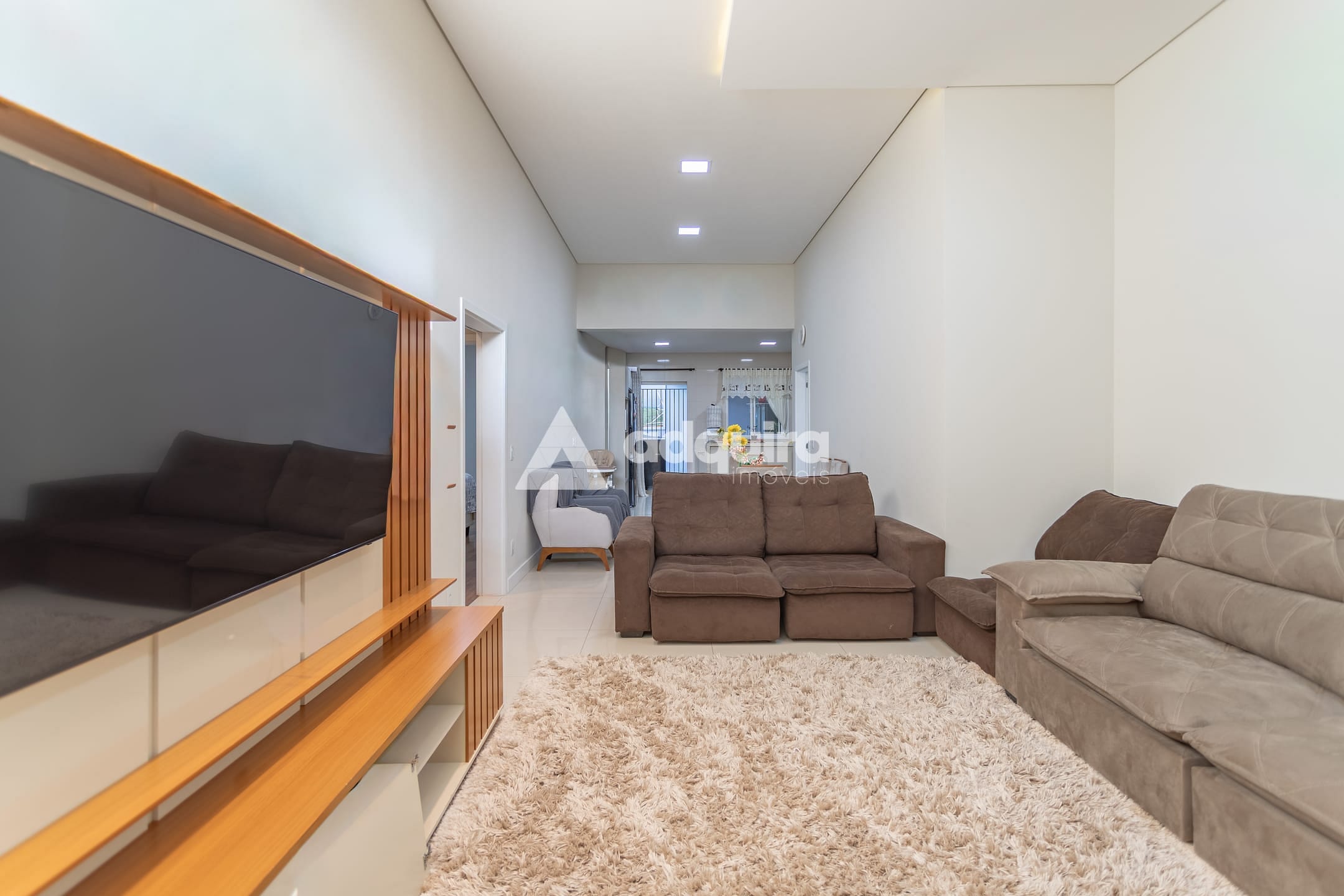 Casa, 3 quartos, 212 m² - Foto 2