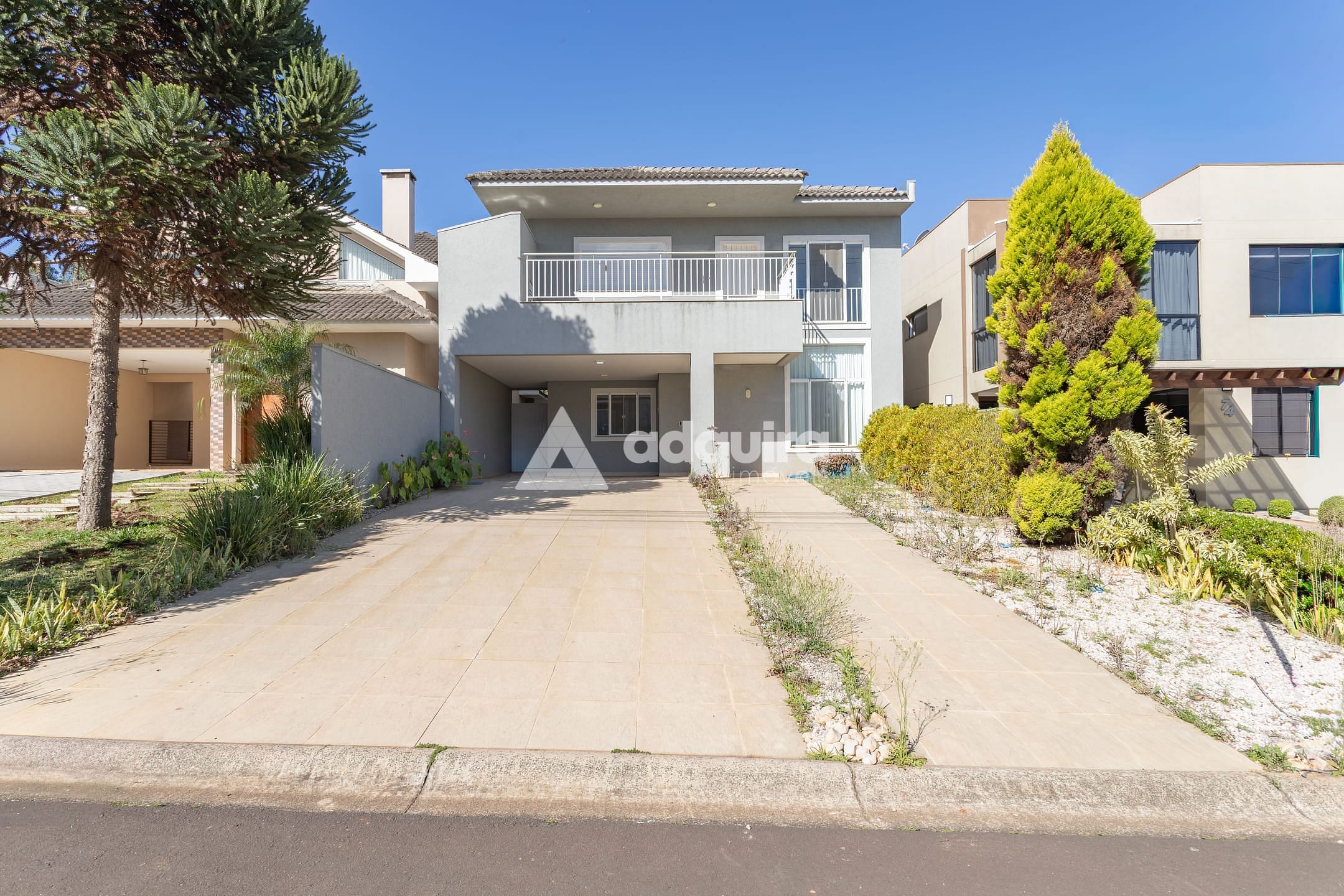 Casa, 3 quartos, 260 m² - Foto 1