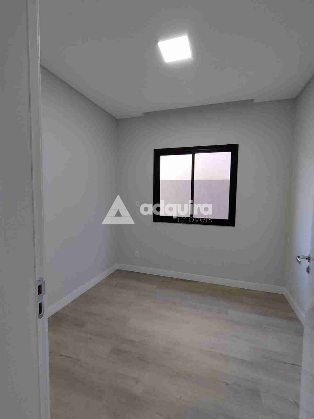 Casa à venda e aluguel com 3 quartos, 117m² - Foto 10