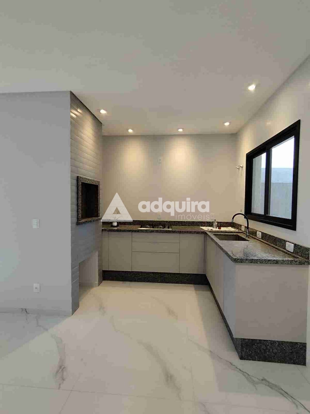 Casa à venda e aluguel com 3 quartos, 117m² - Foto 5
