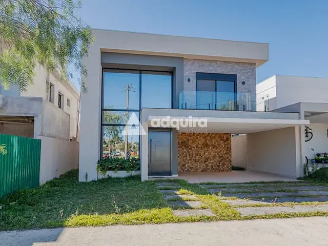 Casa com 300m² 3 quartos e 5 banheiros, à venda, no bairro Jardim Carvalho em Ponta Grossa
