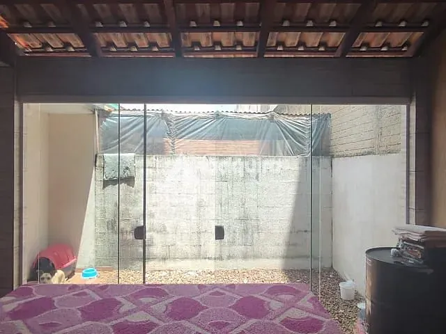 Casa 2 quartos e 1 banheiro, à venda, no bairro Uvaranas em Ponta Grossa
