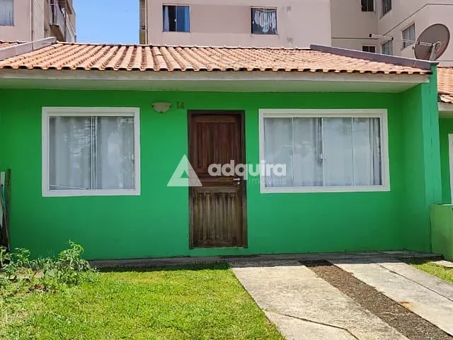 Casa 2 quartos e 1 banheiro, à venda, no bairro Uvaranas em Ponta Grossa
