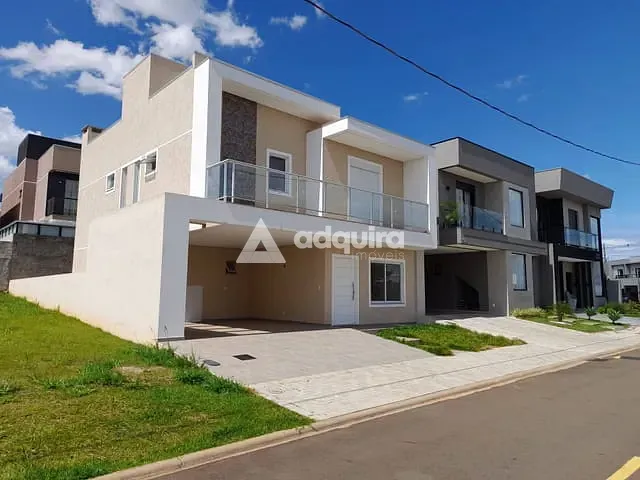 Casa com 200m² 3 quartos e 4 banheiros, à venda, no bairro Cará-cará em Ponta Grossa