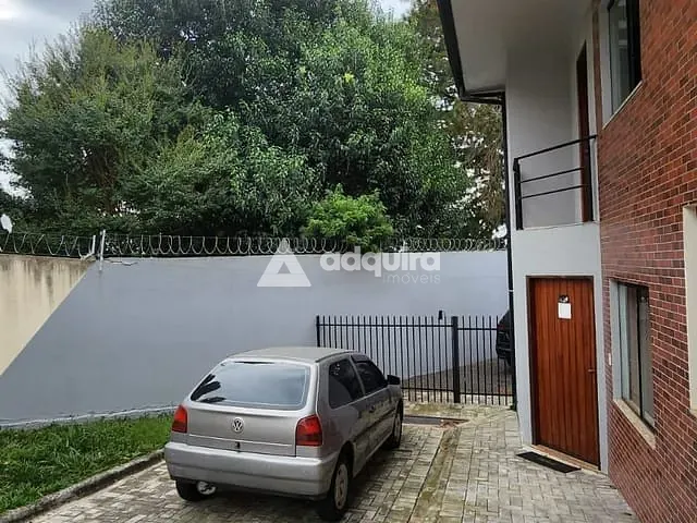 Casa 2 quartos e 2 banheiros, à venda, no bairro Neves em Ponta Grossa