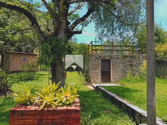 Chácara com 110m² 3 quartos e 1 banheiro, à venda, no bairro Centro (Pachecos) em Itaboraí