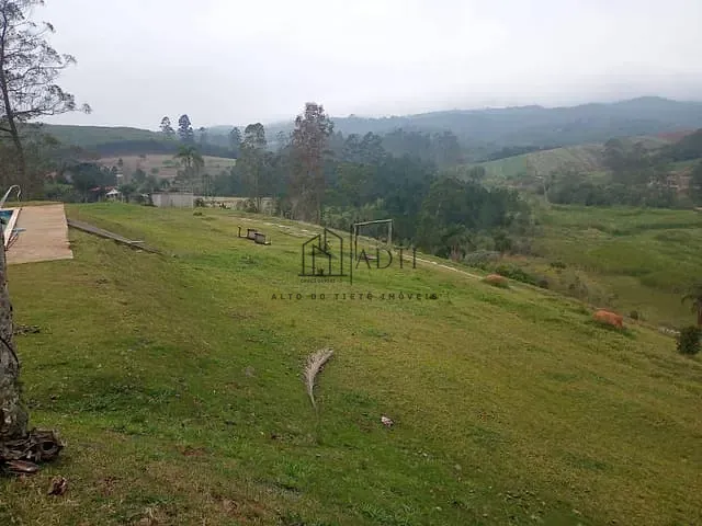 Chácara com 6000m² 2 quartos e 1 banheiro, à venda, no bairro Biritiba em Biritiba-Mirim