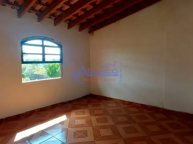 Chácara com 1000m² 3 quartos e 3 banheiros, à venda, no bairro Veraneio Ijal em Jacareí