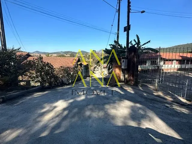 Chácara com 3956m² 4 quartos e 2 banheiros, à venda, no bairro Guaripocaba dos Souzas em Bragança Paulista