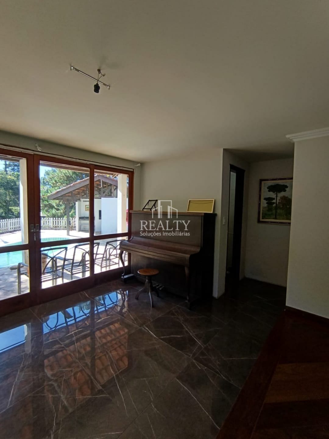 Chácara para alugar com 4 quartos, 300m² - Foto 17