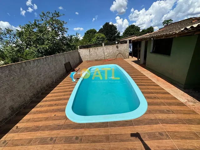Chácara com 2000m² 3 quartos e 2 banheiros, à venda, no bairro Centro em Ourinhos