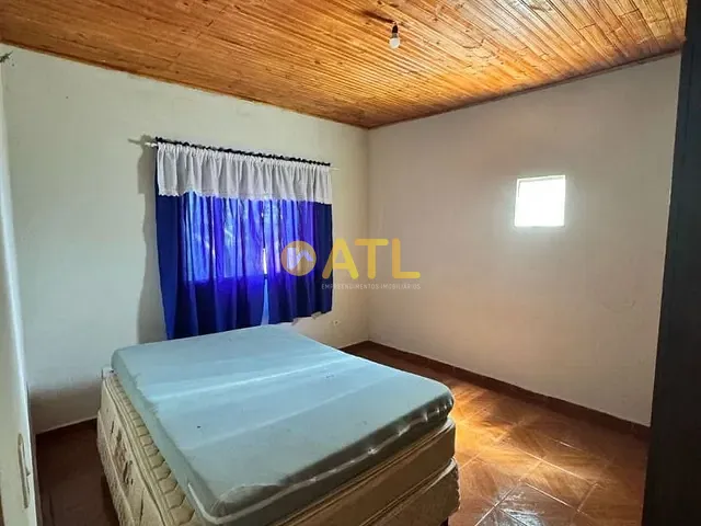 Chácara com 2000m² 3 quartos e 2 banheiros, à venda, no bairro Centro em Ourinhos