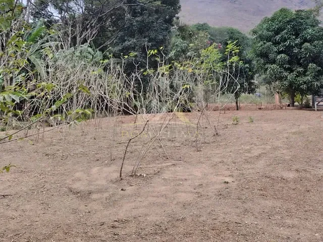 Chácara 2 quartos e 1 banheiro, à venda, no bairro Toledos em Juiz de Fora