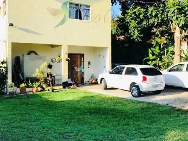 Chácara com 1050m² 4 quartos e 5 banheiros, à venda, no bairro Jardim Estância Brasil em Atibaia