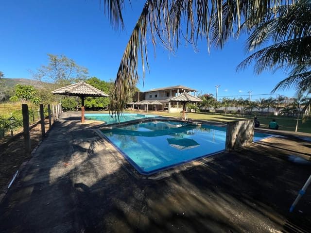 LINDA CHACÁRA COM 26.000M²