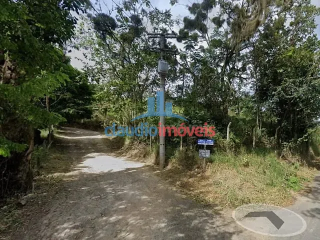 Chácara à venda, no bairro Roma em Volta Redonda