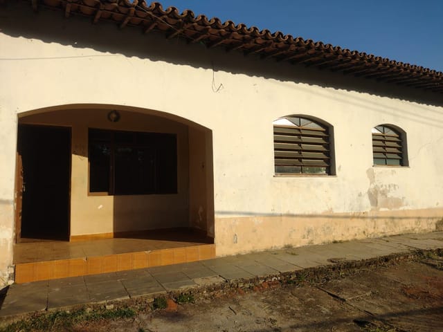 Chácara com 108m² 2 quartos e 1 banheiro, à venda, no bairro Jardim Aracy em Mogi das Cruzes