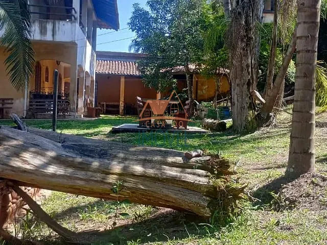 Chácara 4 quartos e 3 banheiros, à venda, no bairro Chácara Recanto Verde em Cotia