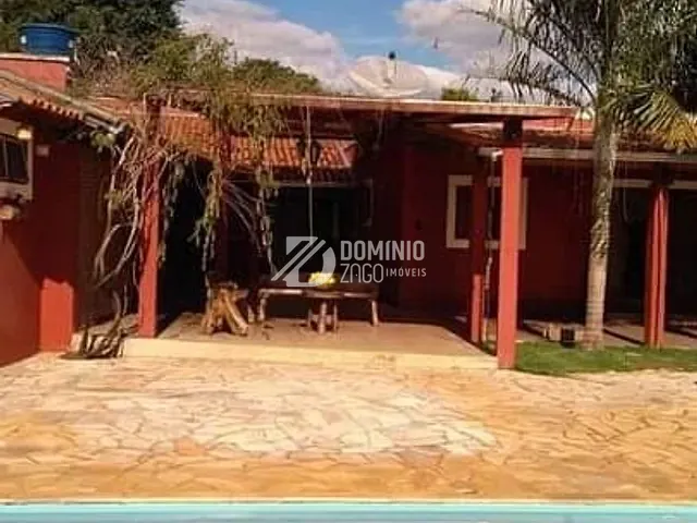 Chácara com 930m² 8 quartos e 12 banheiros, à venda, no bairro Tutunas em Uberaba
