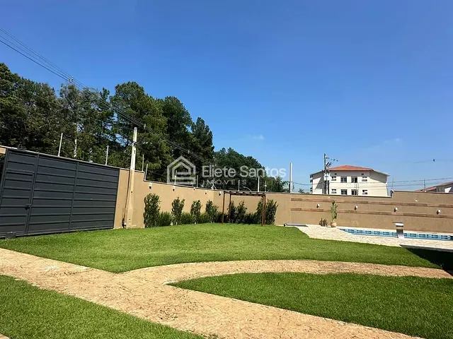 Chácara com 710m² 3 quartos e 4 banheiros, à venda, no bairro Parque São Jerônimo em Americana