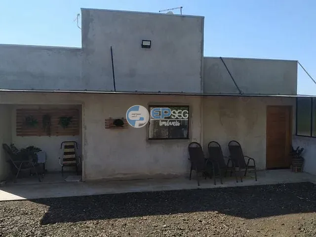Chácara com 2000m² 3 quartos e 3 banheiros, à venda, no bairro Ouro Branco em Londrina