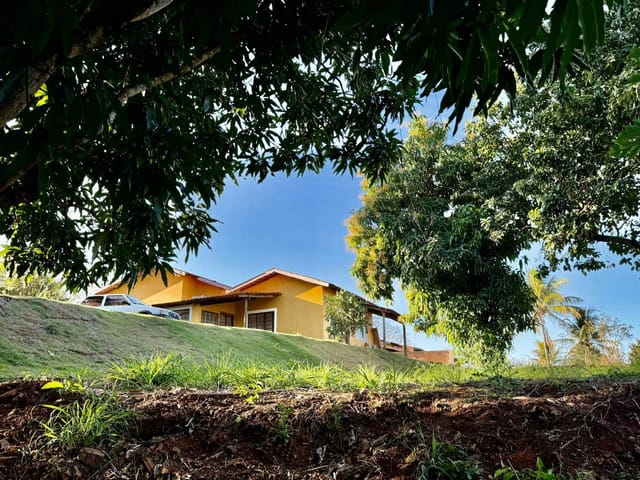 Chácara com 10003m² 3 quartos e 2 banheiros, à venda, no bairro Fazenda Itaúna em Londrina