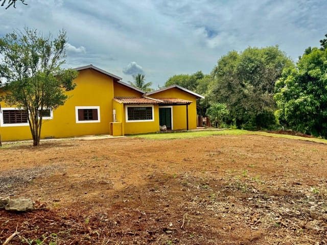Chácara com 10003m² 3 quartos e 2 banheiros, à venda, no bairro Fazenda Itaúna em Londrina
