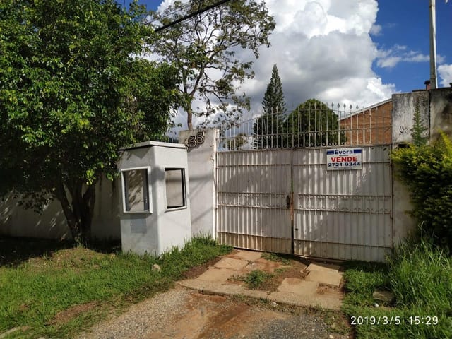 Chácara com 1730m² 5 quartos e 2 banheiros, à venda, no bairro Jardim Maristela em Atibaia