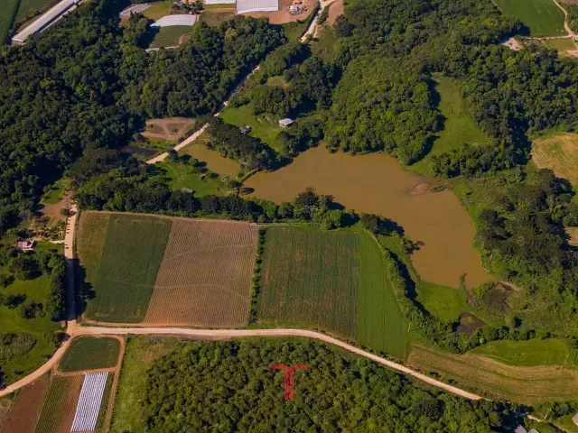 Chácara com 161500m² 1 quarto e 1 banheiro, à venda, no bairro Estação em Araucária