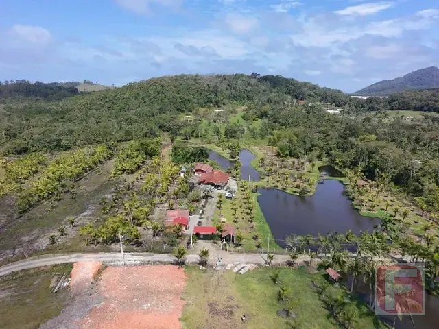 Terreno com 4455m², à venda, no bairro 1º de Julho em Itapoá