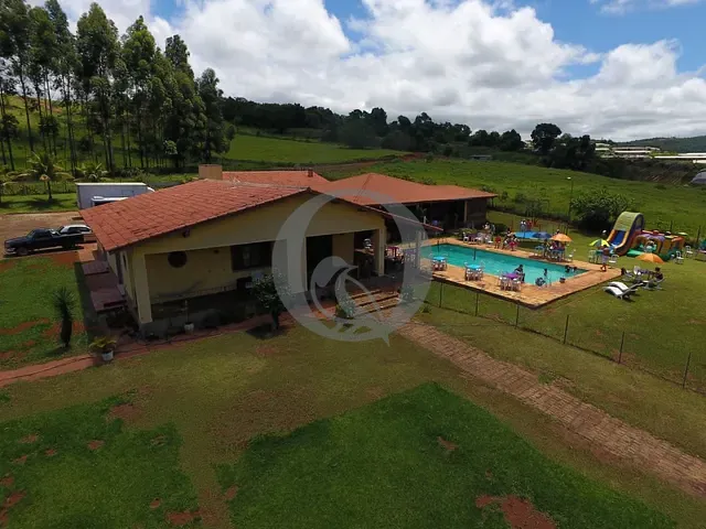 Chácara com 6000m² 5 quartos e 7 banheiros, à venda, no bairro Tanque em Atibaia