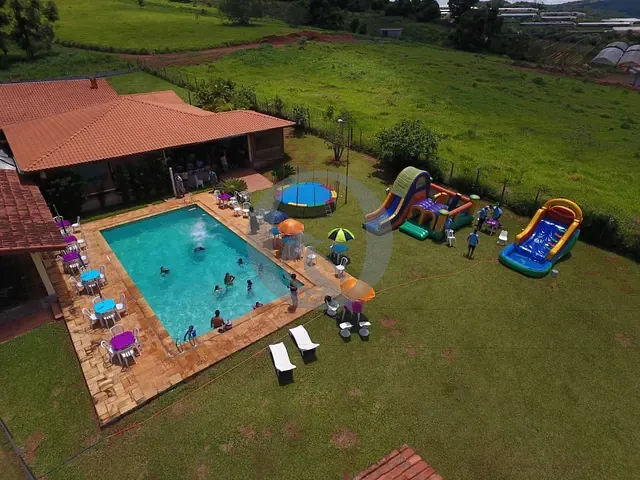 Chácara com 6000m² 5 quartos e 7 banheiros, à venda, no bairro Tanque em Atibaia