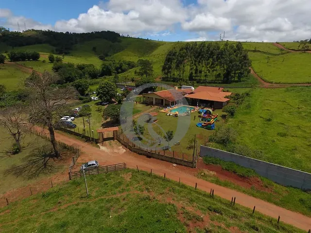 Chácara com 6000m² 5 quartos e 7 banheiros, à venda, no bairro Tanque em Atibaia