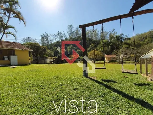 Chácara com 4250m² 3 quartos e 3 banheiros, à venda, no bairro Casa Vermelha em Ribeirão Pires