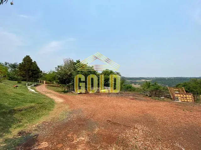 Chácara com 6000m² 3 quartos e 2 banheiros, à venda, no bairro Cafezal em Londrina