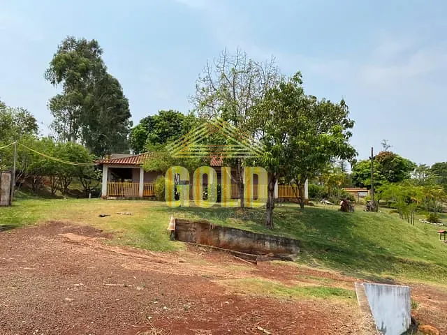 Chácara com 6000m² 3 quartos e 2 banheiros, à venda, no bairro Cafezal em Londrina