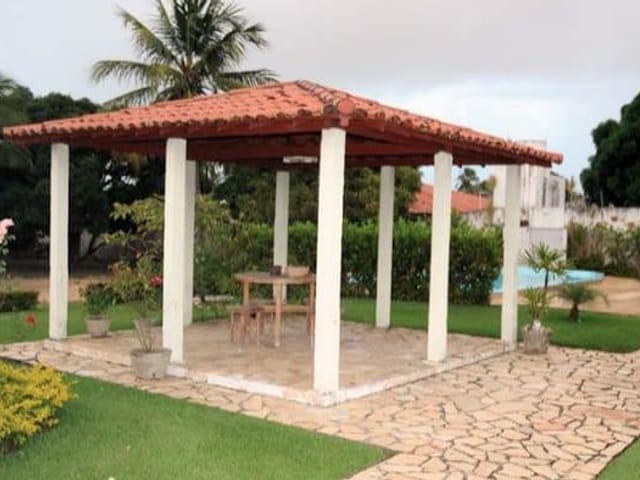 Chácara com 3000m² 4 quartos e 3 banheiros, à venda, no bairro Aruana em Aracaju