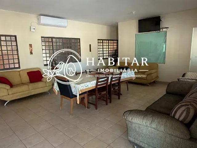 Chácara com 2400m² 10 quartos e 14 banheiros, à venda, no bairro Albuquerque em Corumbá
