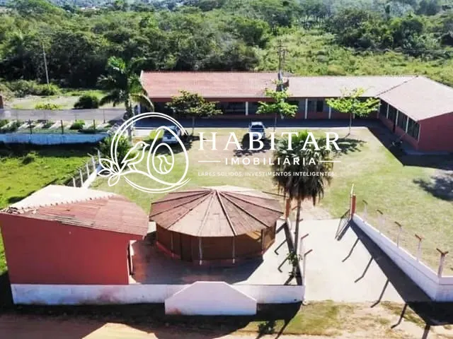 Chácara com 2400m² 10 quartos e 14 banheiros, à venda, no bairro Albuquerque em Corumbá