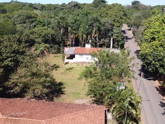 Chácara com 7972m² 2 quartos e 1 banheiro, à venda, no bairro Zona Rural em Senador Canedo
