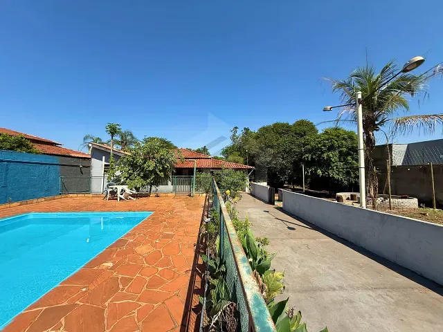 Chácara com 1195m² 2 quartos e 2 banheiros, à venda, no bairro Condomínio Portal dos Ipês em Ribeirão Preto