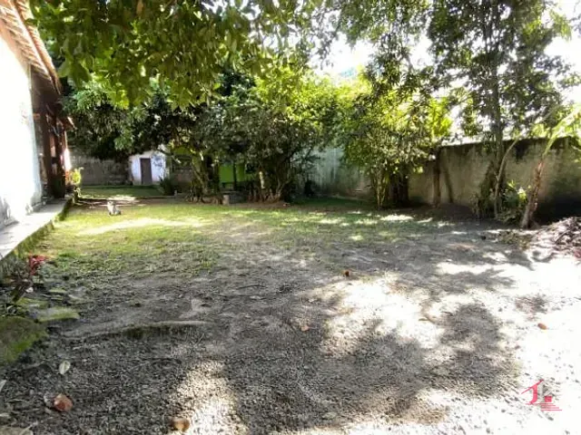 Chácara com 1000m² 3 quartos e 2 banheiros, à venda, no bairro Umuarama em Itanhaém