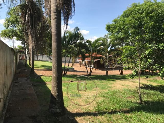 Chácara com 5005m² 5 quartos e 6 banheiros, à venda, no bairro Portal das Laranjeiras em Araraquara