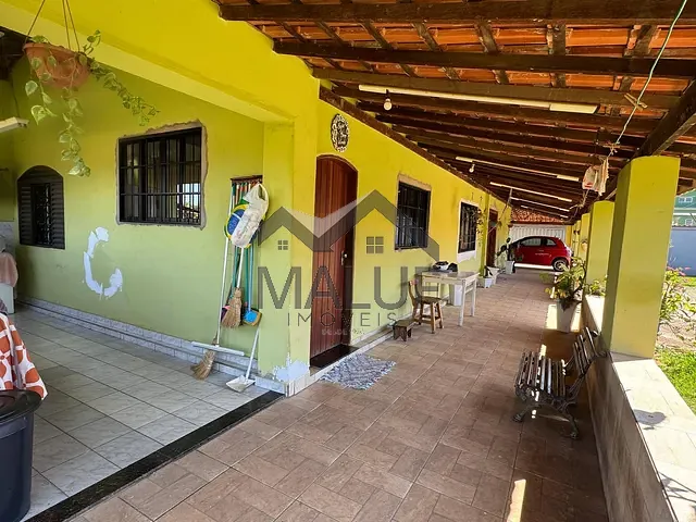 Chácara com 1000m² 3 quartos e 2 banheiros, à venda, no bairro Dois Córregos em Piracicaba